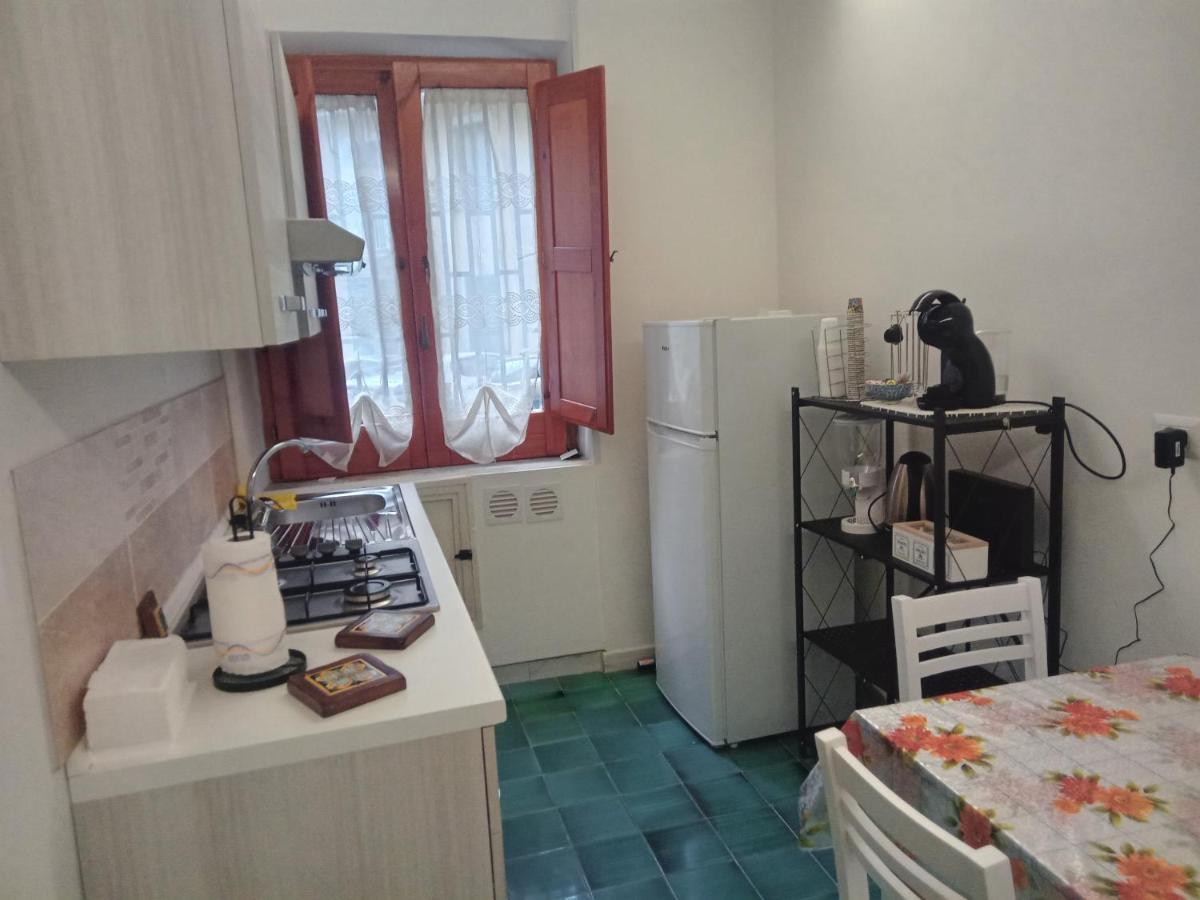 Let It B&B Apartment Salerno Zewnętrze zdjęcie